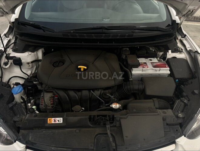 Hyundai Elantra 2014, 198,900 km - 1.8 l - Bakı
