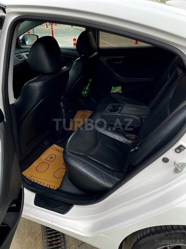 Hyundai Elantra 2014, 198,900 km - 1.8 l - Bakı