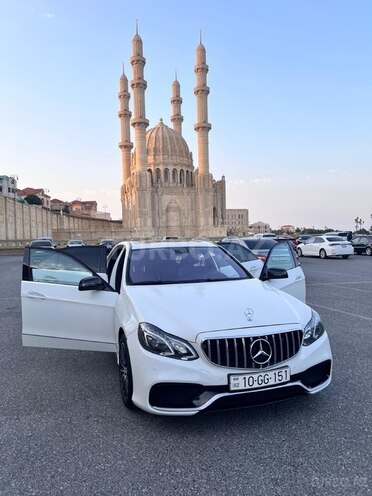 Mercedes E 350 2009, 216,000 km - 3.5 l - Bakı