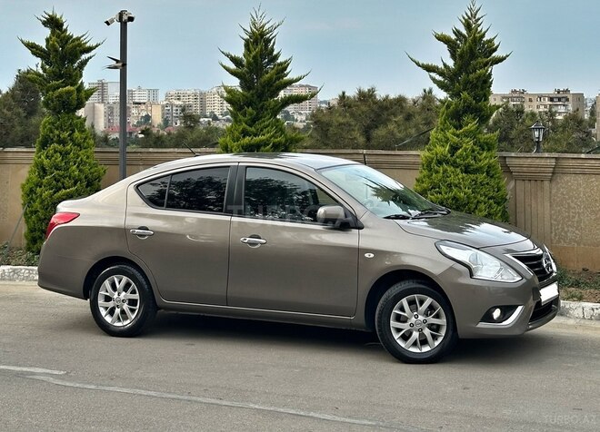 Nissan Sunny 2019, 90,000 km - 1.5 л - Bakı