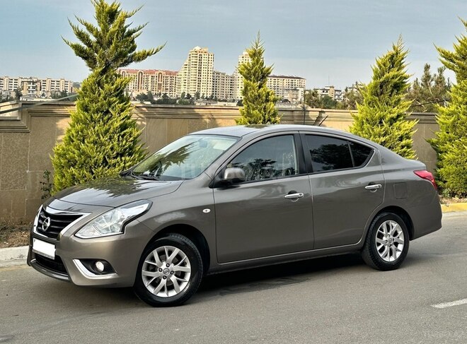 Nissan Sunny 2019, 90,000 km - 1.5 л - Bakı