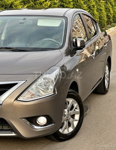Nissan Sunny 2019, 90,000 km - 1.5 л - Bakı