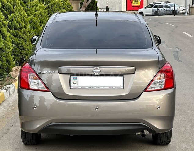 Nissan Sunny 2019, 90,000 km - 1.5 л - Bakı