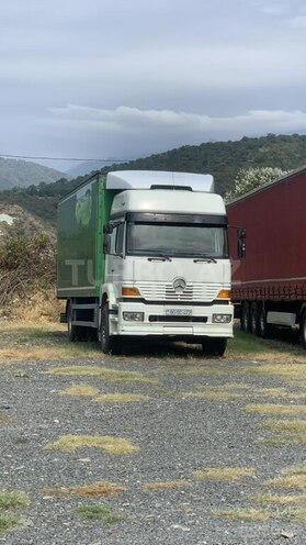 Mercedes Atego 1828 2000, 650,000 km - 6.4 l - Balakən