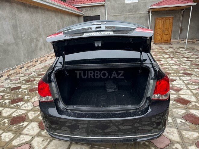 Chevrolet Cruze 2011, 238,000 km - 1.4 л - Tovuz