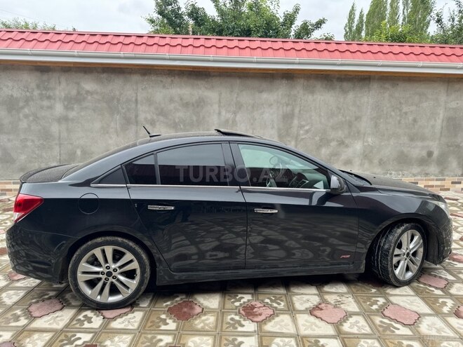 Chevrolet Cruze 2011, 238,000 km - 1.4 л - Tovuz