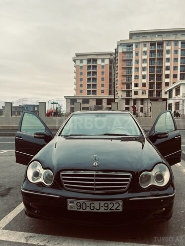 Mercedes C 180 2005, 324,000 km - 1.8 л - Sumqayıt