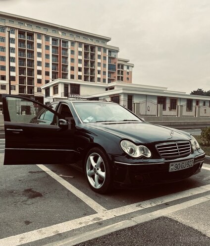 Mercedes C 180 2005, 324,000 km - 1.8 л - Sumqayıt