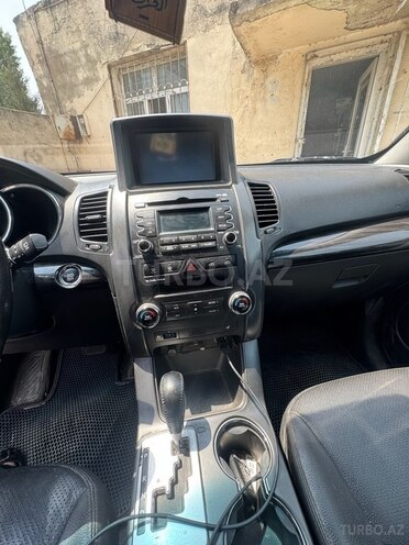 Kia Sorento-7