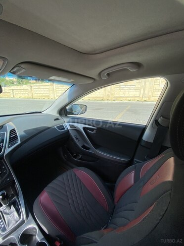 Hyundai Elantra 2015, 93,000 km - 1.8 л - Bakı