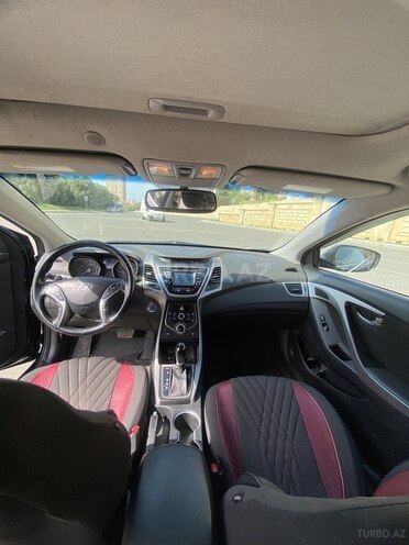 Hyundai Elantra 2015, 93,000 km - 1.8 л - Bakı