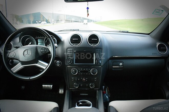 Mercedes GL 500 4MATIC 2012, 195,000 km - 5.5 l - Bakı
