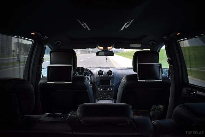 Mercedes GL 500 4MATIC 2012, 195,000 km - 5.5 l - Bakı