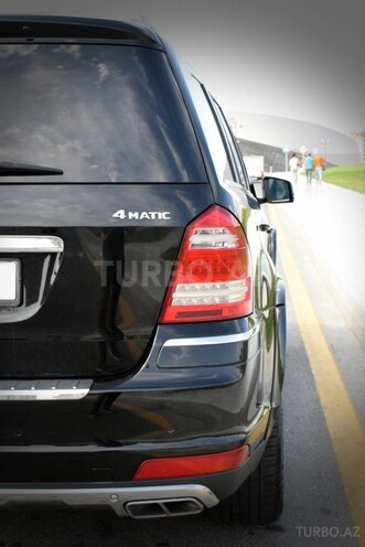 Mercedes GL 500 4MATIC 2012, 195,000 km - 5.5 l - Bakı