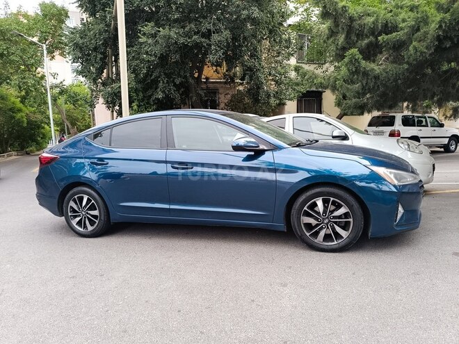 Hyundai Elantra 2019, 104,000 km - 2.0 l - Bakı