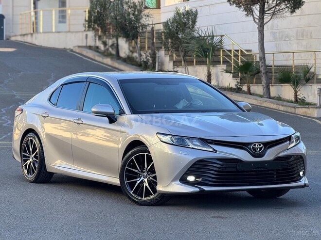 Toyota Camry-1