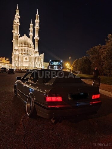 BMW 318 1997, 299,586 km - 1.8 l - Bakı
