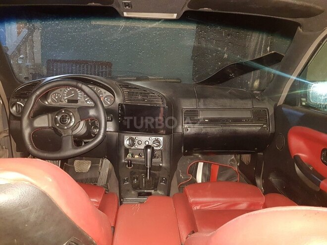 BMW 318 1997, 299,586 km - 1.8 l - Bakı