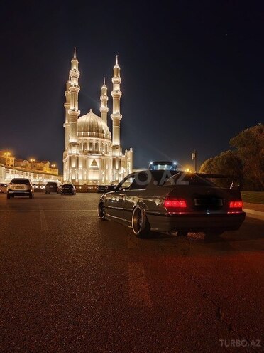 BMW 318 1997, 299,586 km - 1.8 l - Bakı