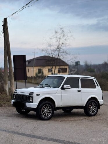 LADA (VAZ) Niva 2013, 85,000 km - 1.7 л - Astara