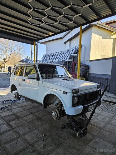 LADA (VAZ) Niva 2013, 85,000 km - 1.7 л - Astara