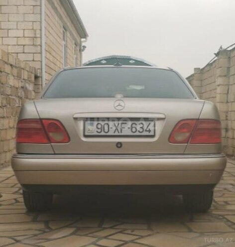 Mercedes E 230 1997, 463,675 km - 2.3 l - Bakı