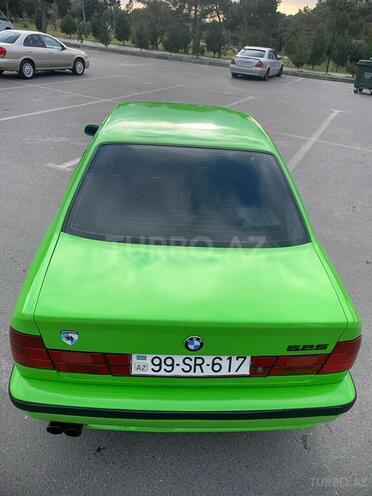 BMW 525 1993, 430,000 km - 2.5 l - Mingəçevir