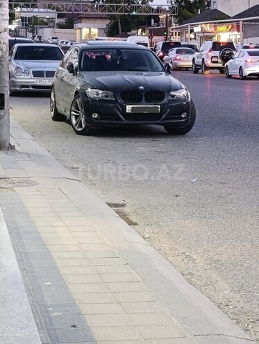 BMW 320-3