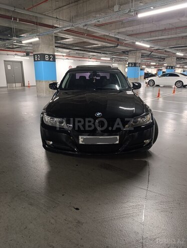 BMW 320-2