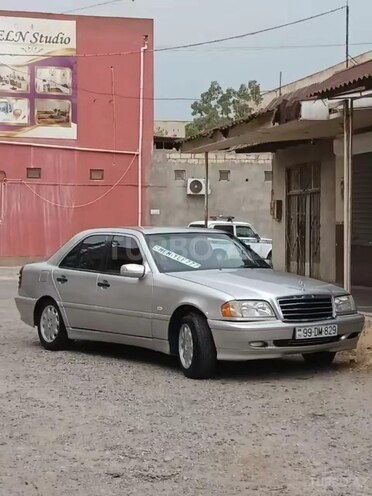 Mercedes C 220 d 1999, 388,566 km - 2.2 l - Sabirabad