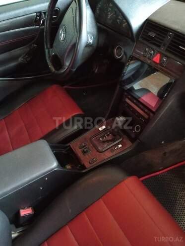Mercedes C 220 d 1999, 388,566 km - 2.2 l - Sabirabad