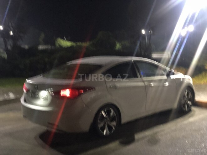Hyundai Elantra 2011, 211,000 km - 1.8 л - Bakı
