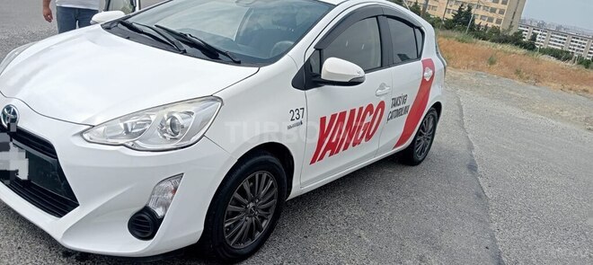 Toyota Aqua 2016, 167,200 km - 1.5 l - Bakı