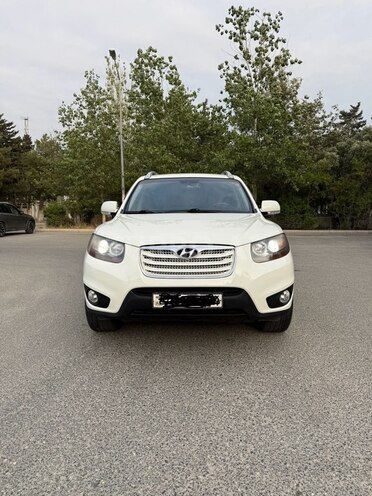 Hyundai Santa Fe-1