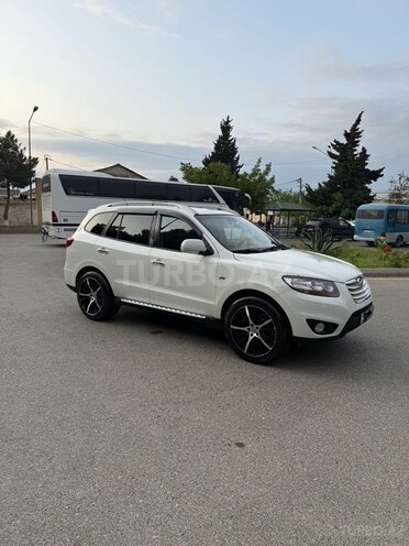 Hyundai Santa Fe-6