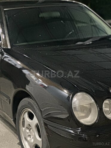 Mercedes E 220 d 1999, 250,000 km - 2.2 л - Bakı