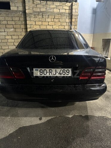 Mercedes E 220 d 1999, 250,000 km - 2.2 л - Bakı