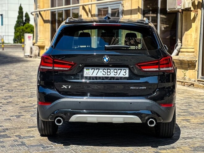 BMW X1 2020, 56,000 km - 2.0 l - Bakı