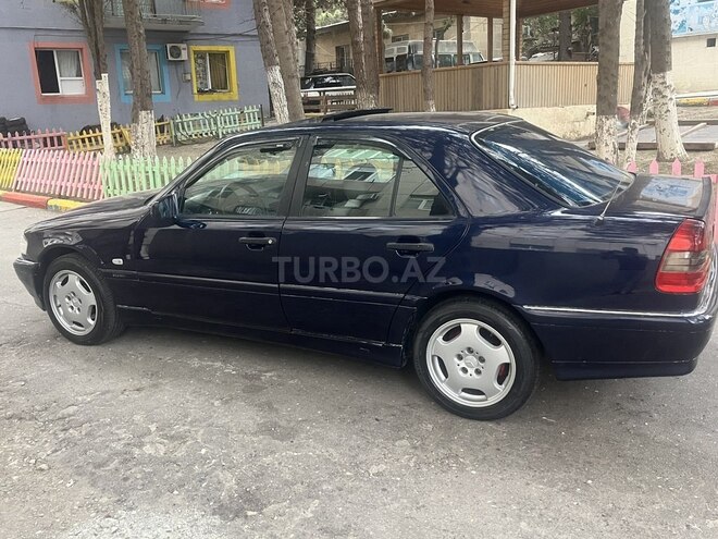 Mercedes C 180-4