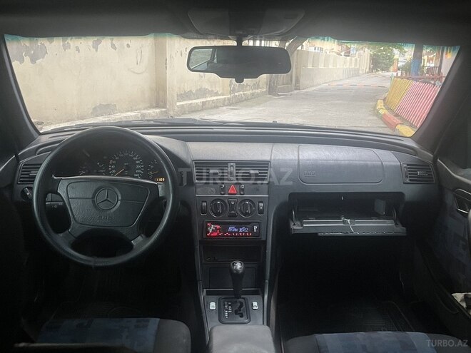 Mercedes C 180-10