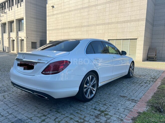 Mercedes C 300-8
