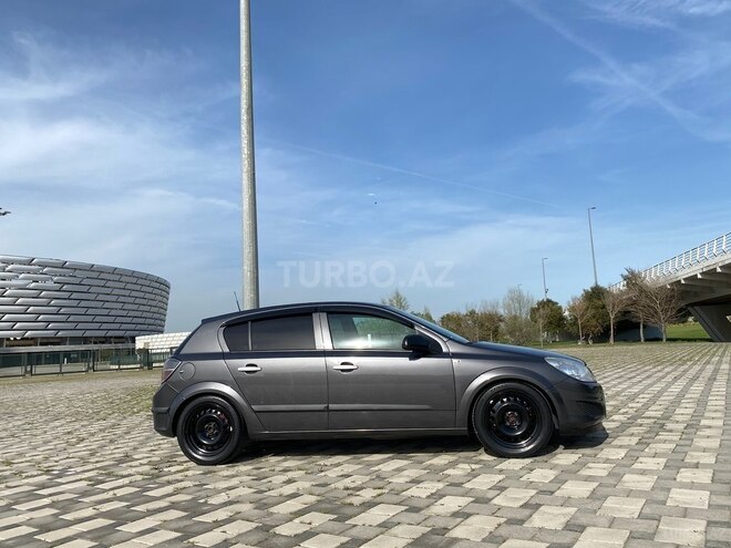 Opel Astra 2009, 267,000 km - 1.4 l - Bakı