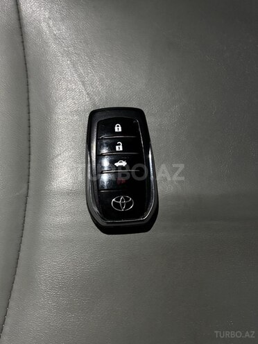 Toyota Prius 2013, 180,000 km - 1.8 l - Bakı