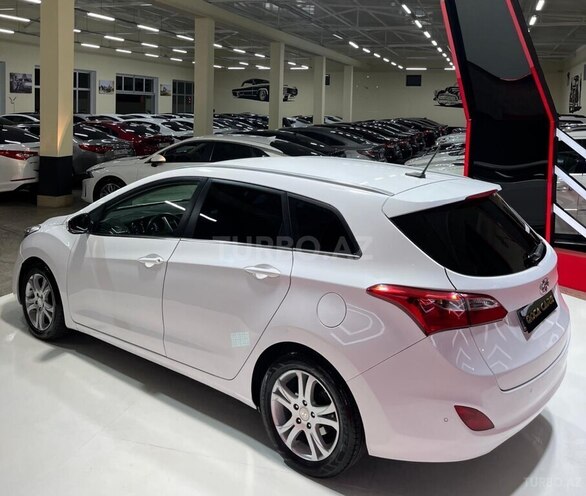Hyundai i30 2015, 235,035 km - 1.6 l - Sumqayıt
