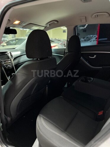 Hyundai i30 2015, 235,035 km - 1.6 l - Sumqayıt