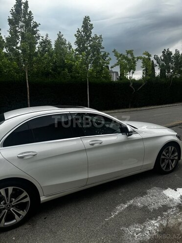 Mercedes C 220 d 2018, 84,000 km - 2.2 л - Bakı