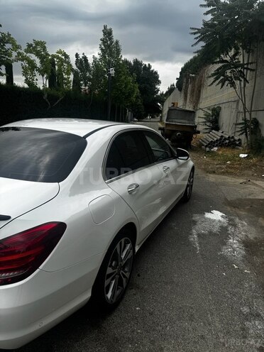 Mercedes C 220 d 2018, 84,000 km - 2.2 л - Bakı