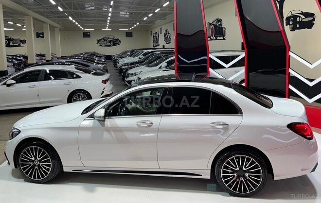 Mercedes C 300 2015, 180,080 km - 2.0 л - Sumqayıt