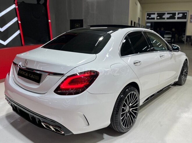 Mercedes C 300 2015, 180,080 km - 2.0 л - Sumqayıt