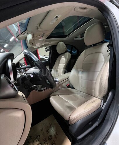 Mercedes C 300 2015, 180,080 km - 2.0 л - Sumqayıt